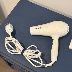 Rusk W8less Professional Grade Hair Dryer